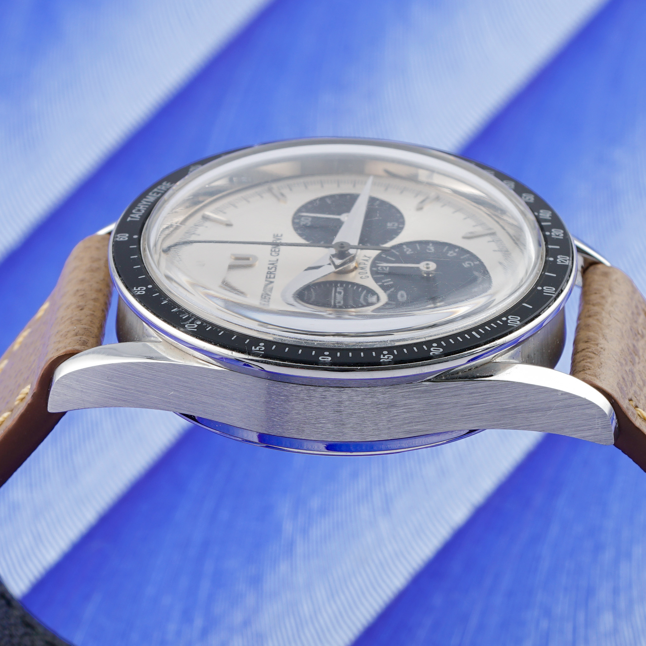 Universal Genève Compax "Panda" Ref. 884.475 Unpolished - Image 6