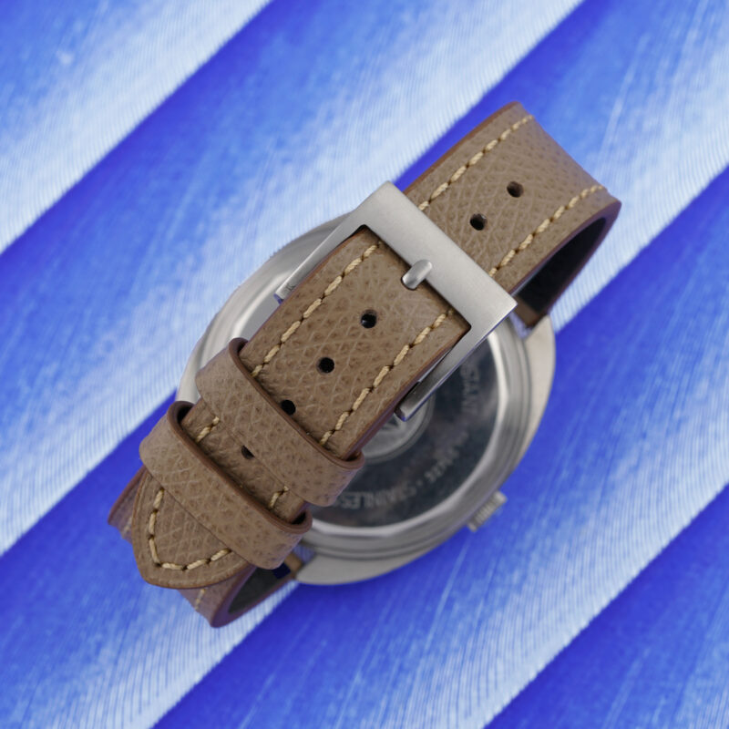 Jaeger-LeCoultre Quartz Ref. 23304-42 Calibre 353 1970s vintage stainless steel watch with silver dial and tritium hands