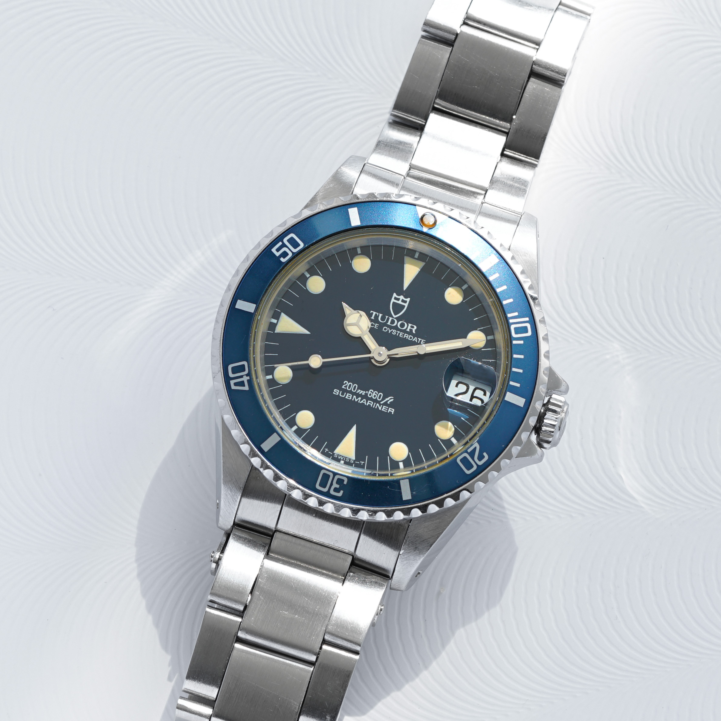 Tudor Submariner Ref. 75090 Mid-size blue faded bezel with papers from 1992
