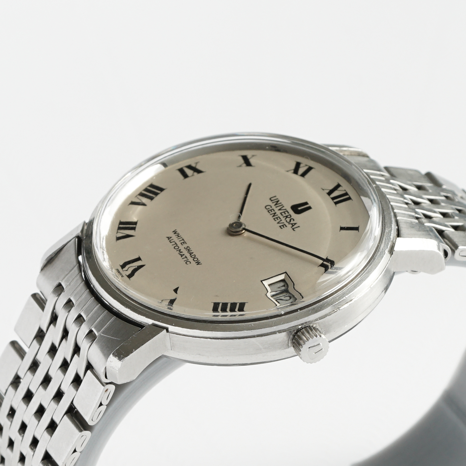 Universal Genève White Shadow Ref. 867.101 GF bracelet from 1969